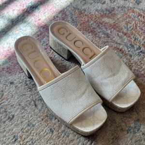 Gucci Women's Cream Mules 37.5